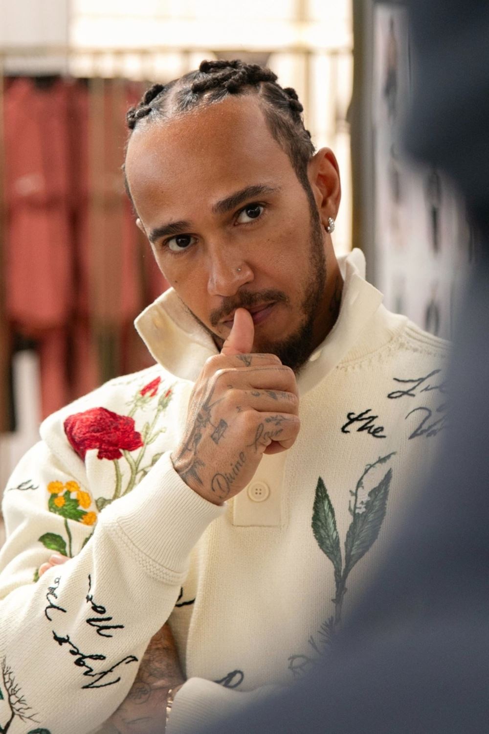 Lewis Hamilton σχεδίασε συλλογή ρούχων για την Dior