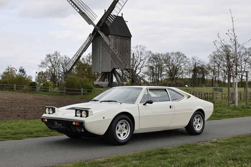 Ferrari Dino 308 GT4