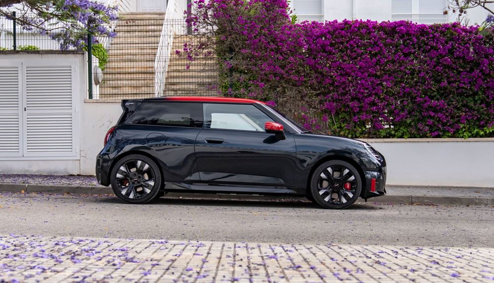 MINI John Cooper Works Electric