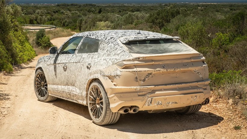 Δοκιμή Lamborghini Urus Performante