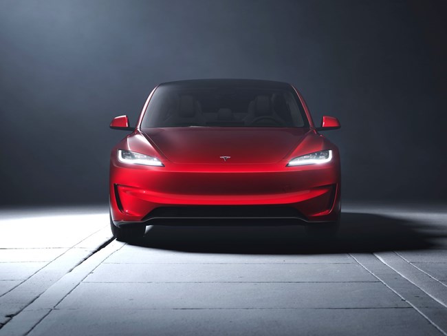 Tesla Model 3 Performance Highland 2024