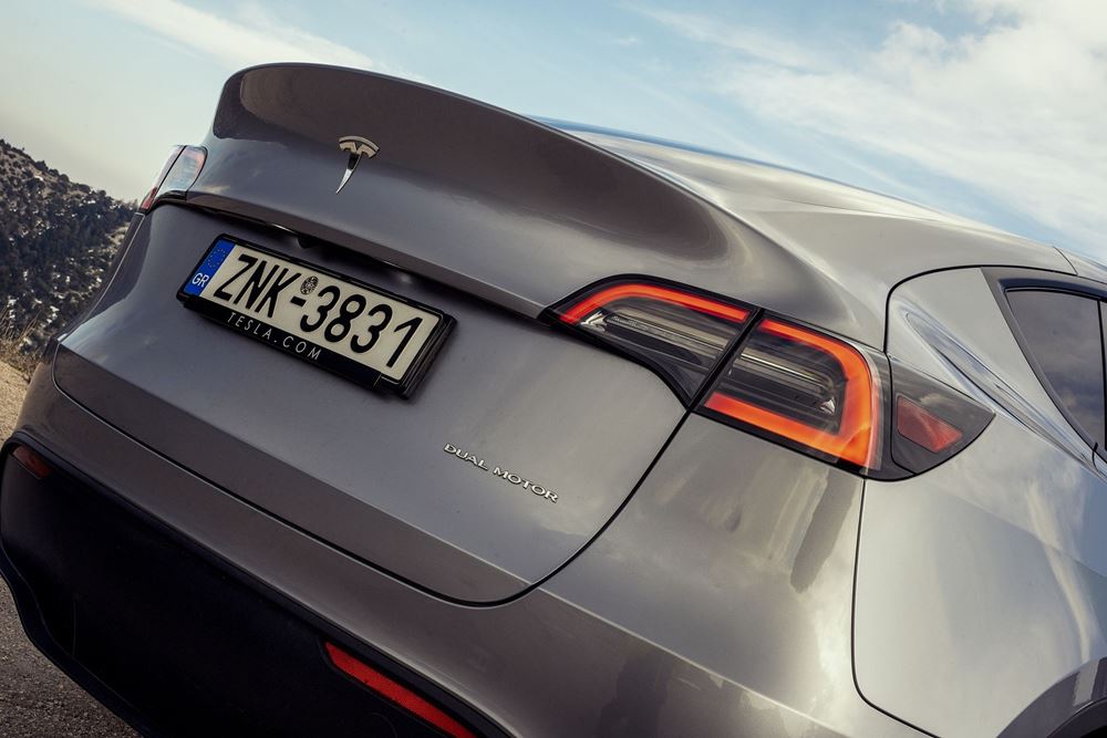 Tesla Model Y Long Range AWD