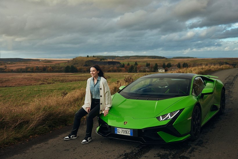 Amy Macdonald και Lamborghini huracan tecnica V10