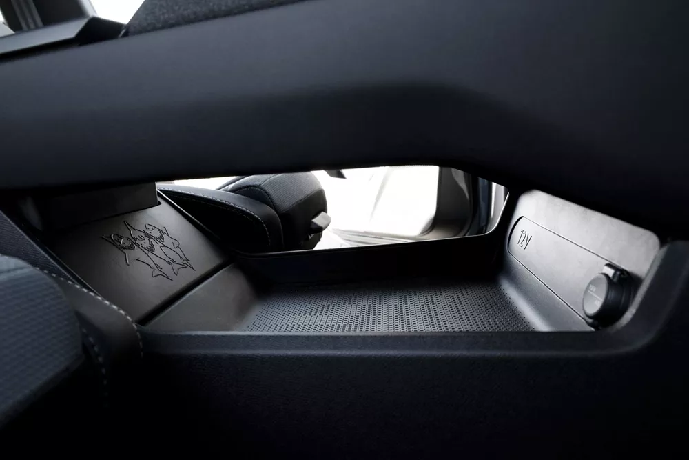 Opel κρυμένοι καρχαρίες