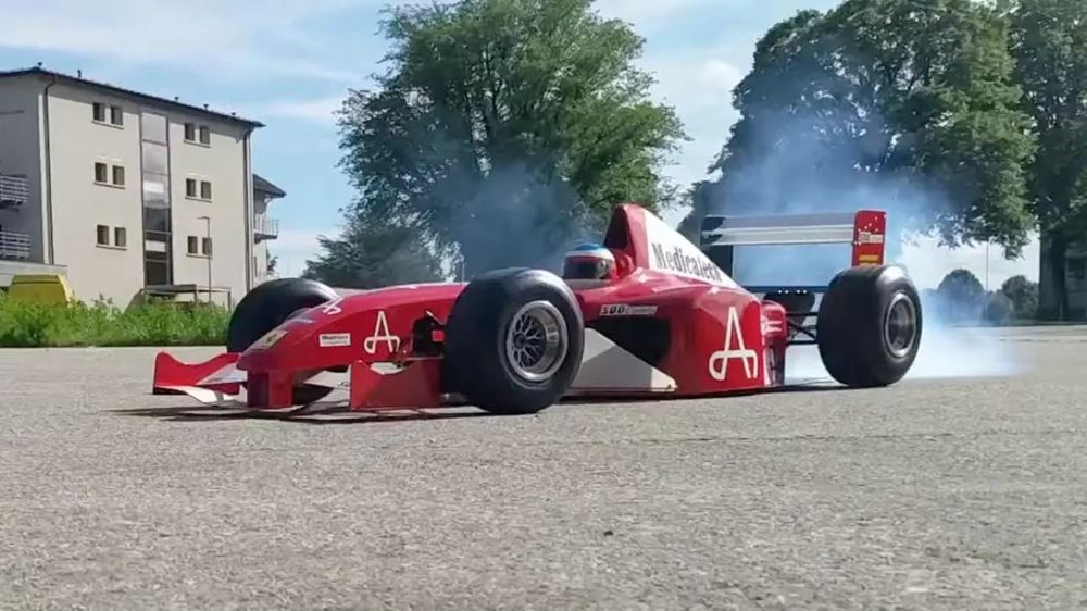 Ferrari F2002 Replica