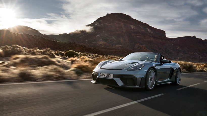 Porsche 718 Spyder RS