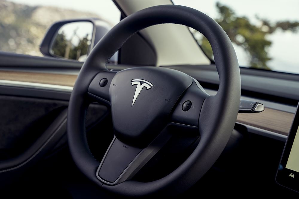 Tesla Model Y Long Range AWD