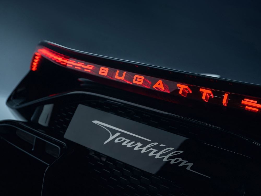 Bugatti Tourbillon V16 Hypercar 2024