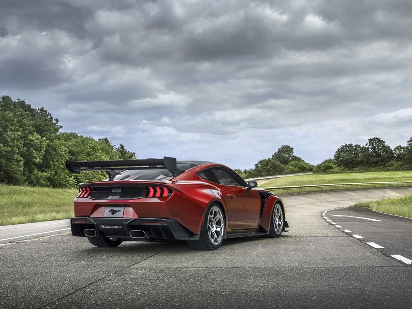 Ford Mustang GTD Carbon Series 2025