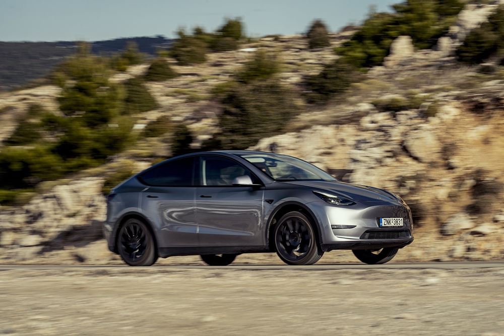 Tesla Model Y Long Range AWD