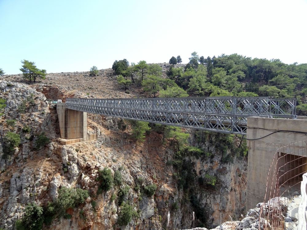 Γέφυρα Αράδαινας