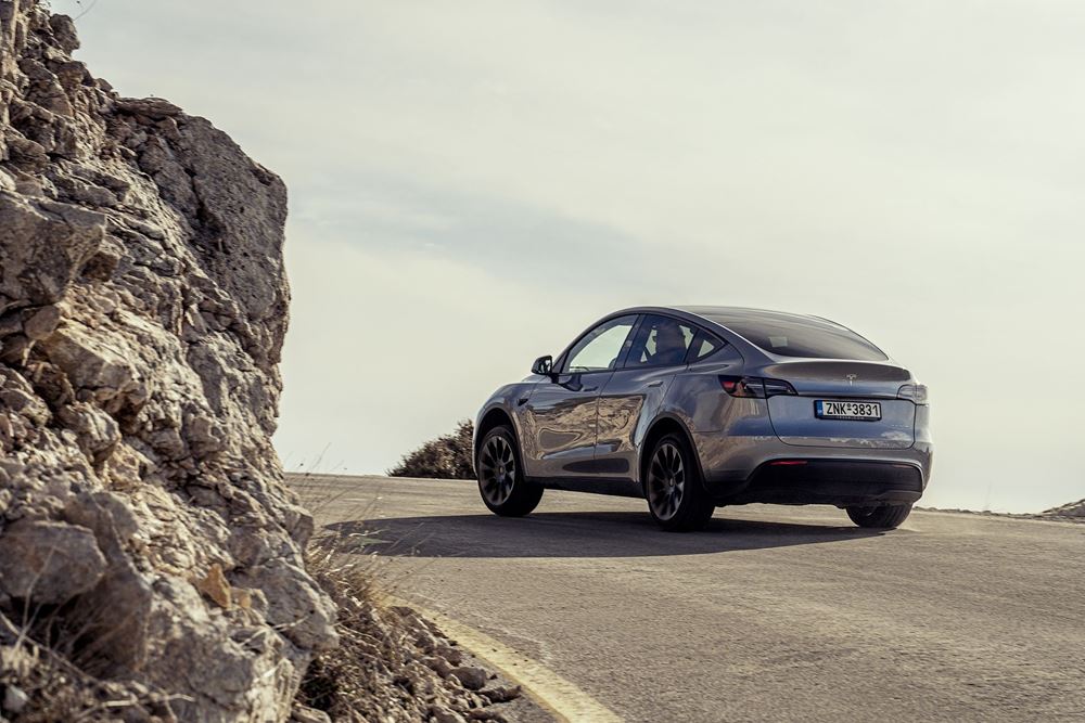 Tesla Model Y Long Range AWD