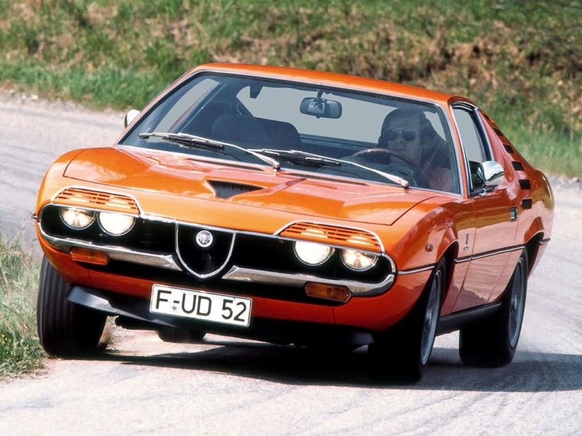 Alfa Romeo Montreal