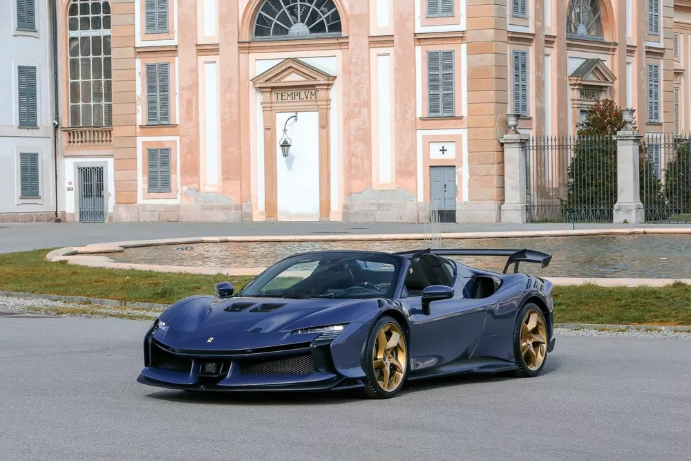 Ferrari SF90 XX Spider