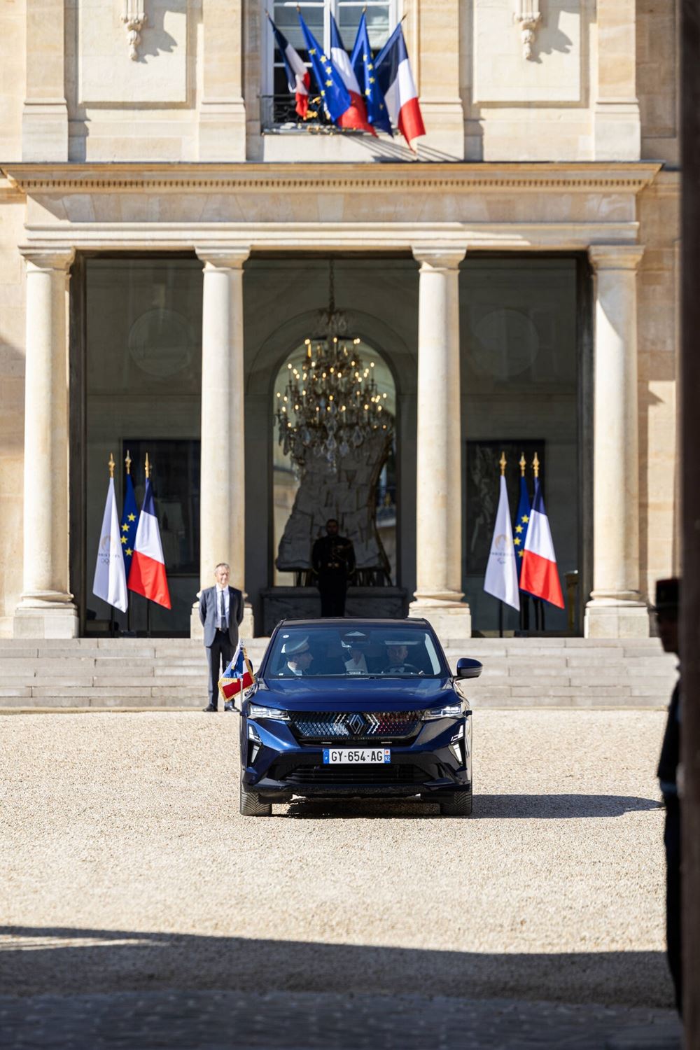 Renault Rafale επίσημο αυτοκίνητο της γαλλικής δημοκρατίας