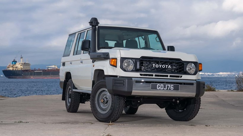 Toyota Land Cruiser GDJ76