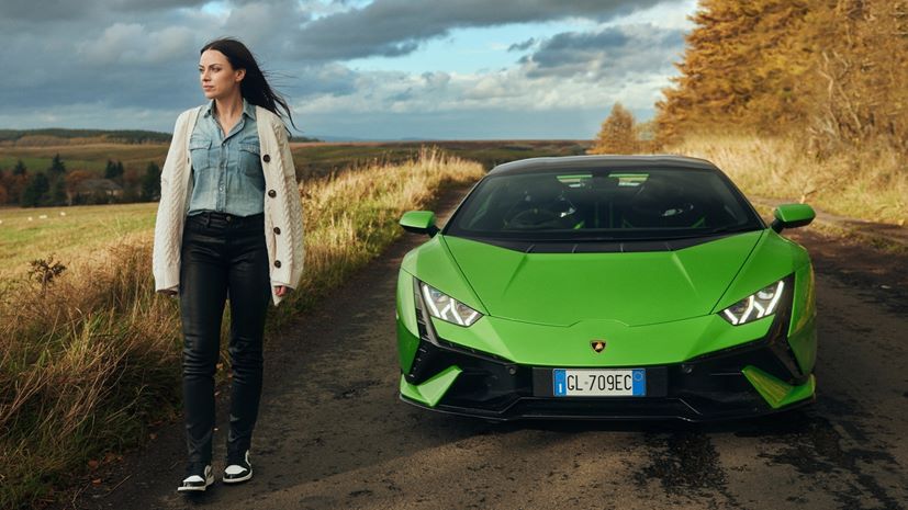 Amy Macdonald και Lamborghini huracan tecnica V10